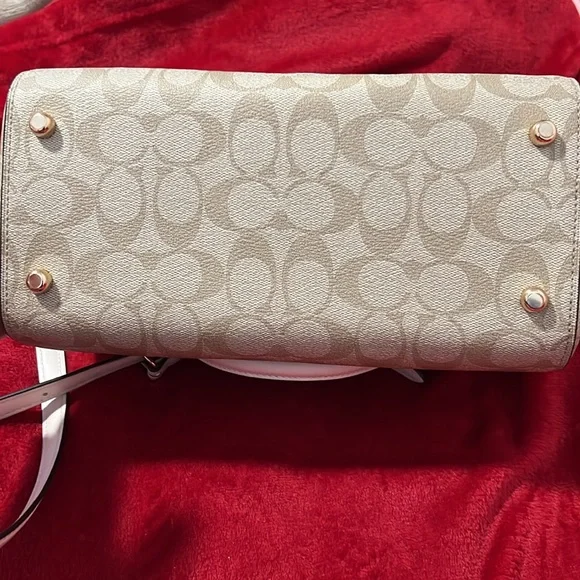 Authentic Coach bag - Picture 4 of 7